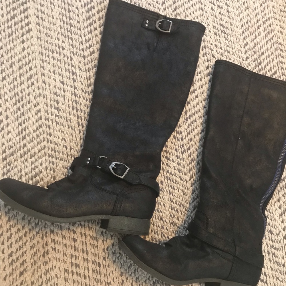 Knee high black boots